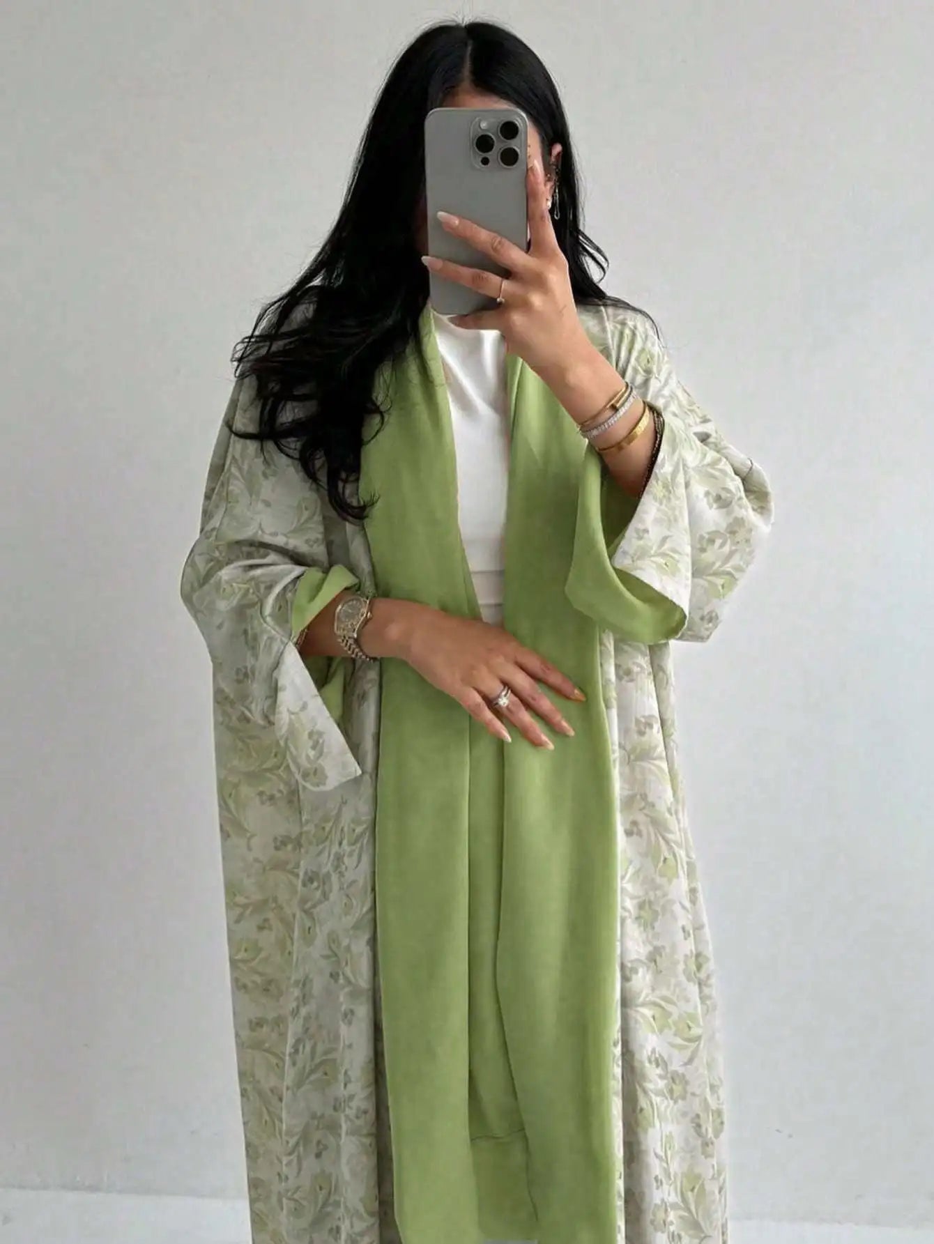 Loose Floral Printed Abaya Long Sleeve Traditional Middle Eastern Dress for Women Elegant Open Front Robe Without Scarf